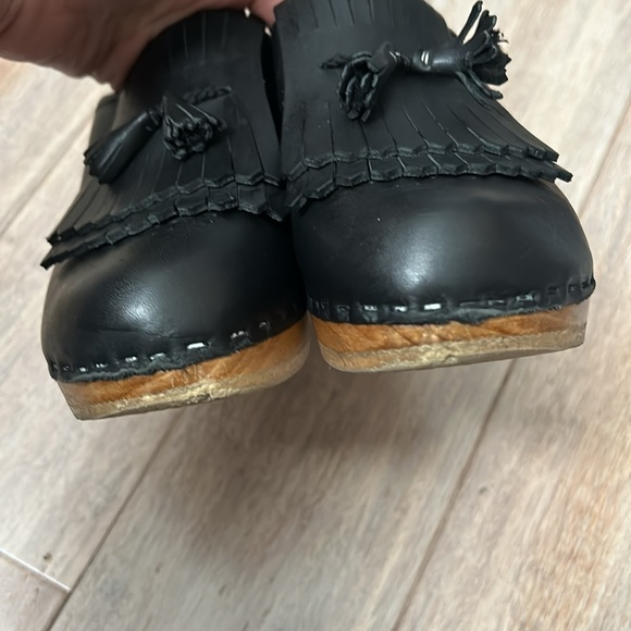 NO. 6 STORE Wooden Leather CLOGS with Tassels Size 37 handmade by Sven - Picture 7 of 16